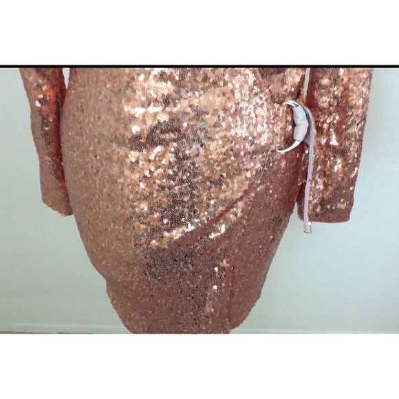 Misguided Sequined Wrap Dress - Picture 5 of 7
